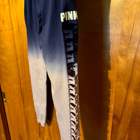 PINK Victoria’s Secret Cool & Comfy Leggings Blue Purple Ombré Cut Out Logo - Picture 6 of 11